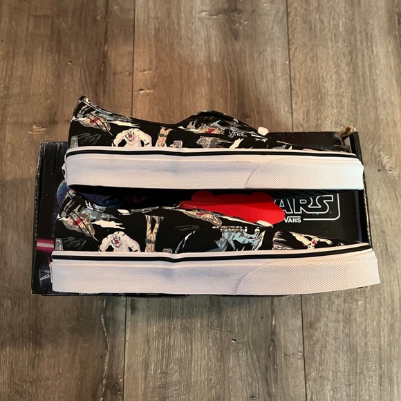 VANS Limited Edition Star Wars Sneaker - Picture 5 of 5